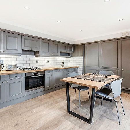 Stylish 2 Bedroom Flat In Knightsbridge London Eksteriør bilde